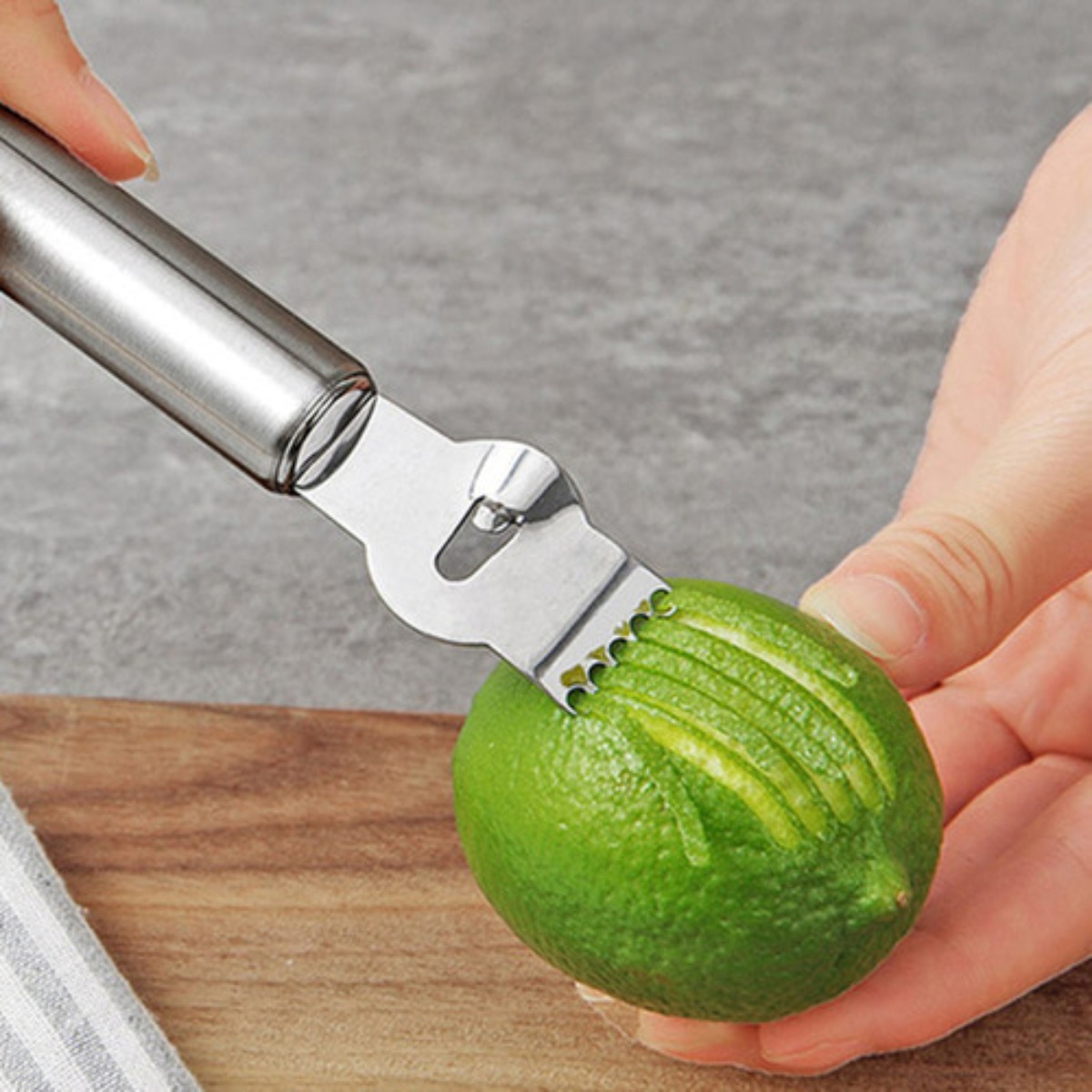 Silberner Zitronenschaber/Entk – Peeler Channel Knife Bewertung und Preis
